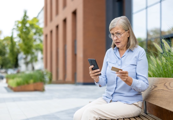 how home care can help prevent financial fraud