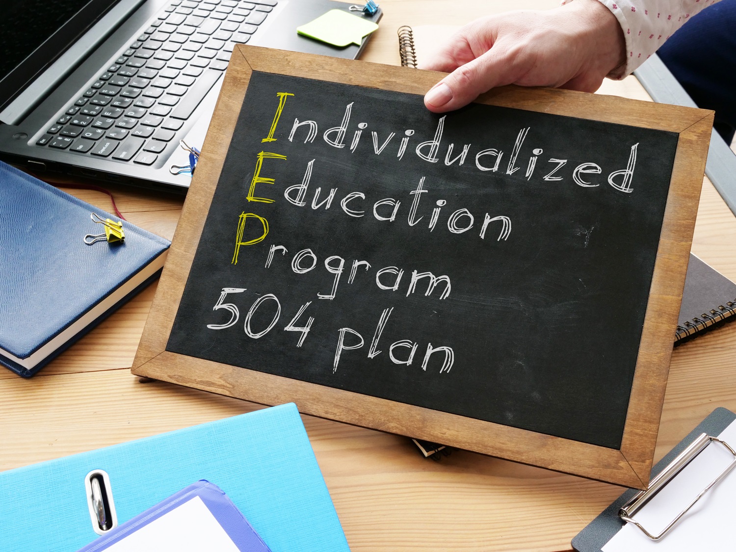 what's the difference between a 504 plan vs IEP